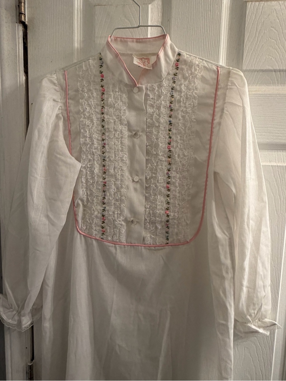 Vintage Victorian-Inspired White Nightgown with Pink Trim and Floral Embroidery
